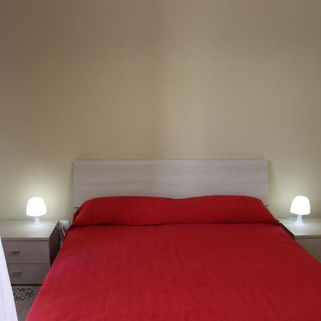 La Stanza Vicino Al Mare , Una Camera Da Letto E Bagno Con Balcone Vista Mare Apartamento Balestrate Exterior foto
