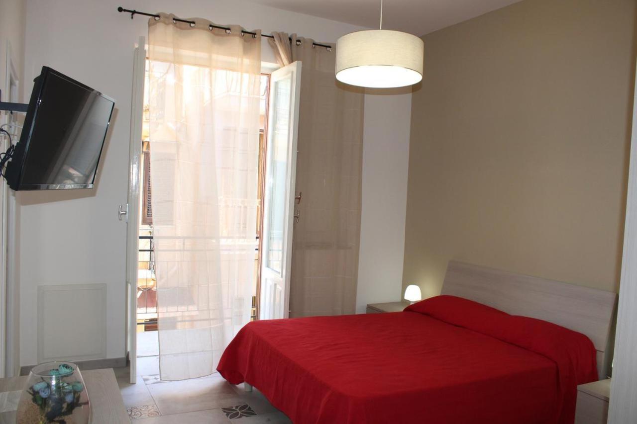 La Stanza Vicino Al Mare , Una Camera Da Letto E Bagno Con Balcone Vista Mare Apartamento Balestrate Exterior foto