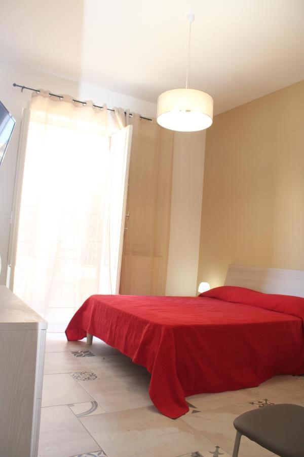 La Stanza Vicino Al Mare , Una Camera Da Letto E Bagno Con Balcone Vista Mare Apartamento Balestrate Exterior foto